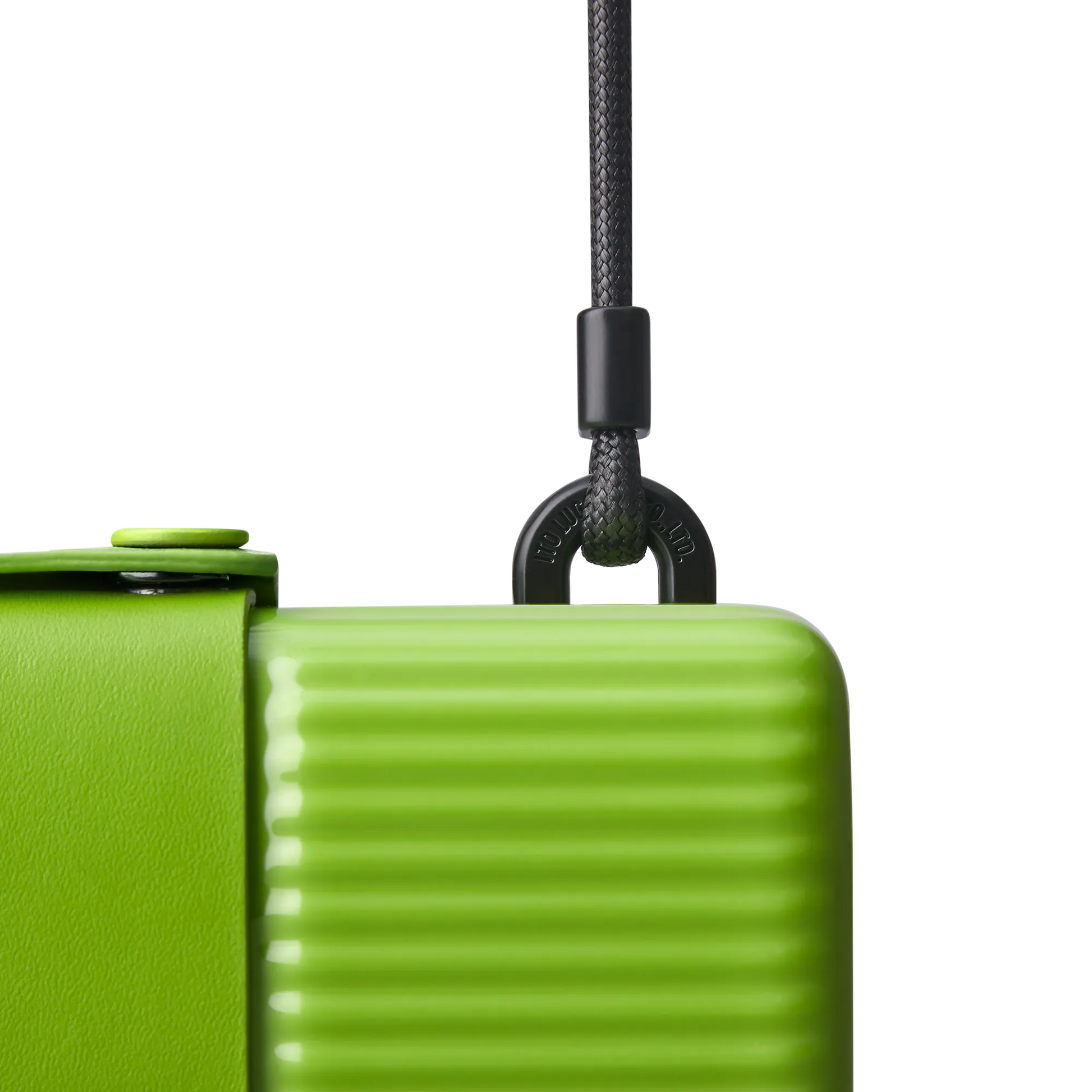 GLOSSY GREEN